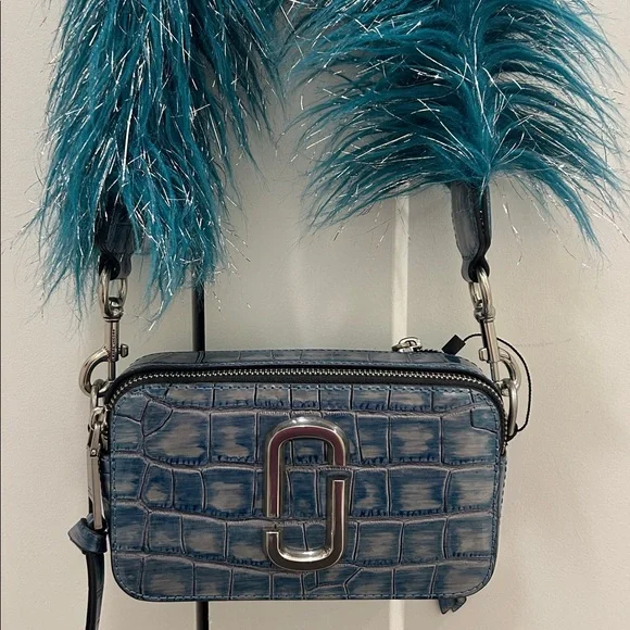 Marc Jacobs (NWT) Snapshot Camera Bag in Blue Croc-Embossed Leather & Faux-Fur - Picture 1 of 17